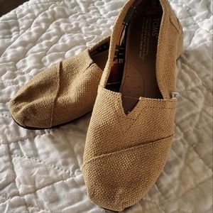 Tom's burlap shoes